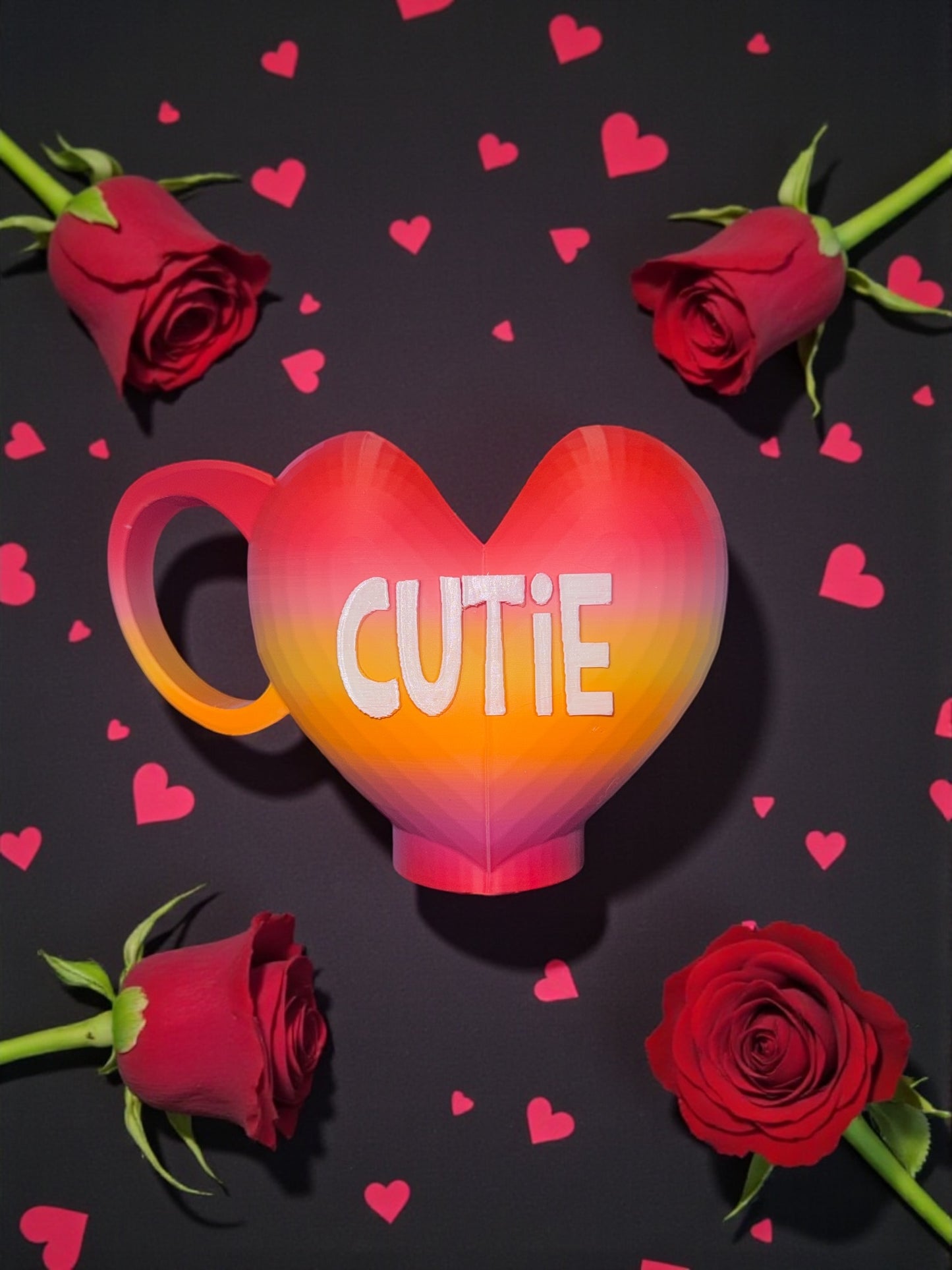 3d printed CUTIE holiday skinny can holder.